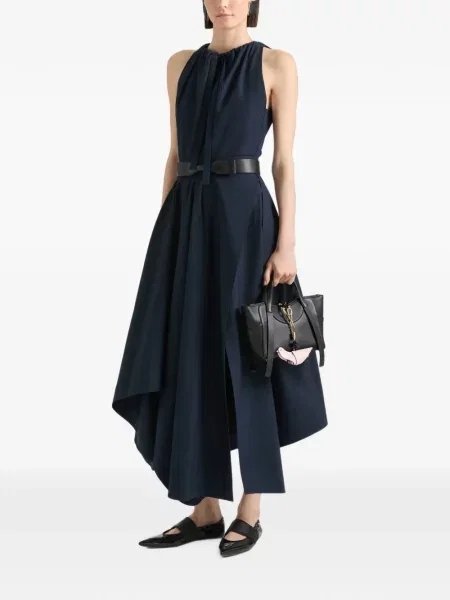 Pandantiv Givenchy din piele roz