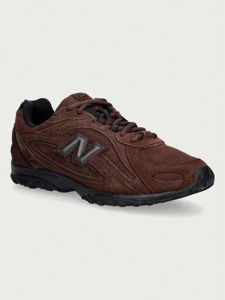 New Balance sneakers pentru femei din piele întoarsă