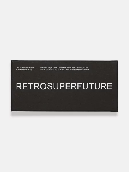 Солнцезащитные очки Retrosuperfuture черные