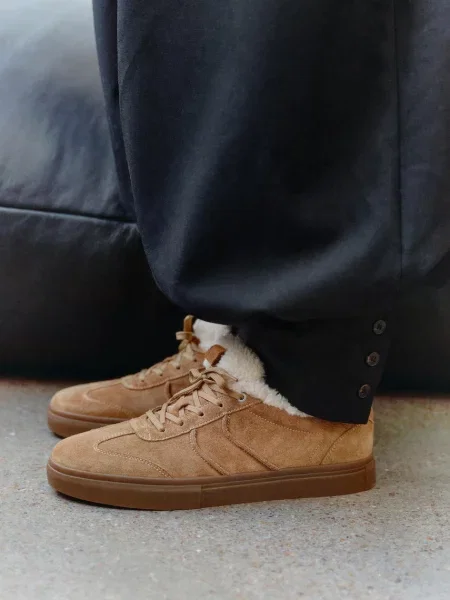Vagabond Shoemakers CODY маратонки дамски от велур бежово