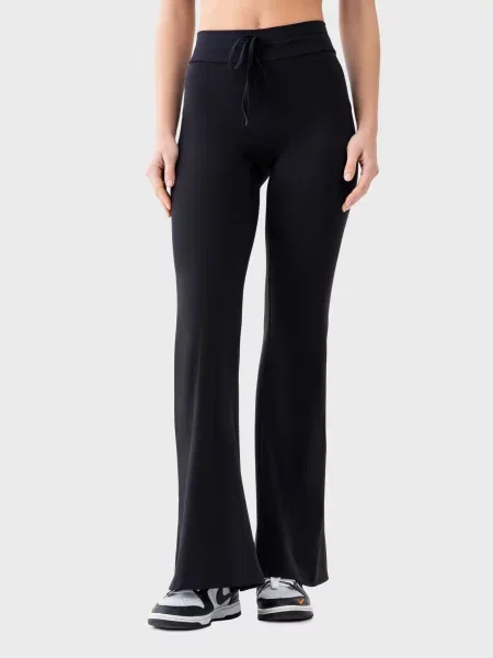 Спортивні леггінси AVECS чорний