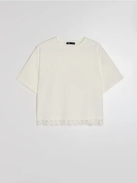 Кружевная футболка Sinsay