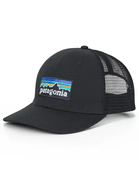 Căciulă Patagonia cu autograf negru