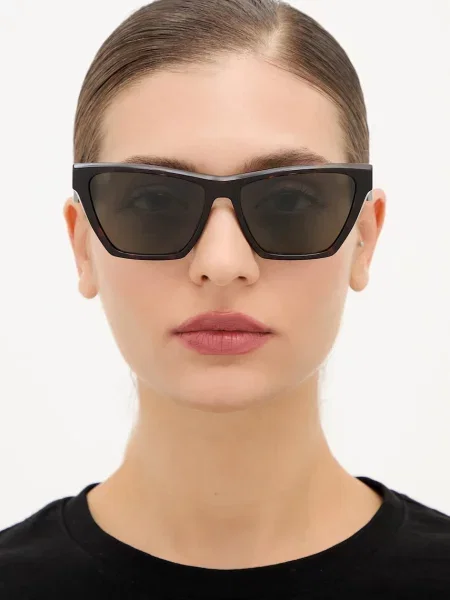 Saint Laurent napszemüveg barna