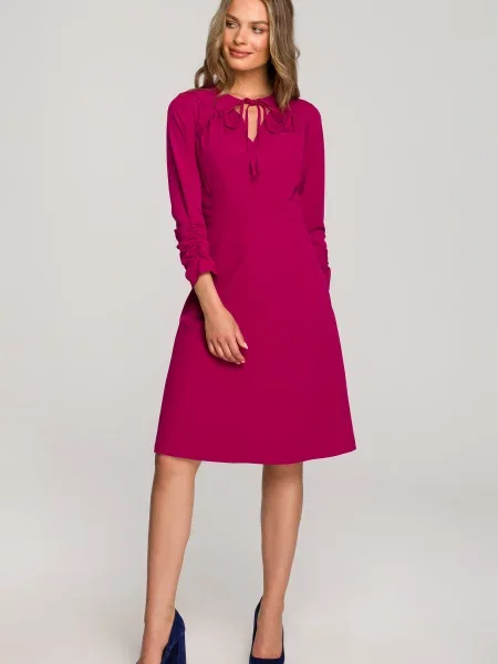 Sukienka Stylove klasyczna