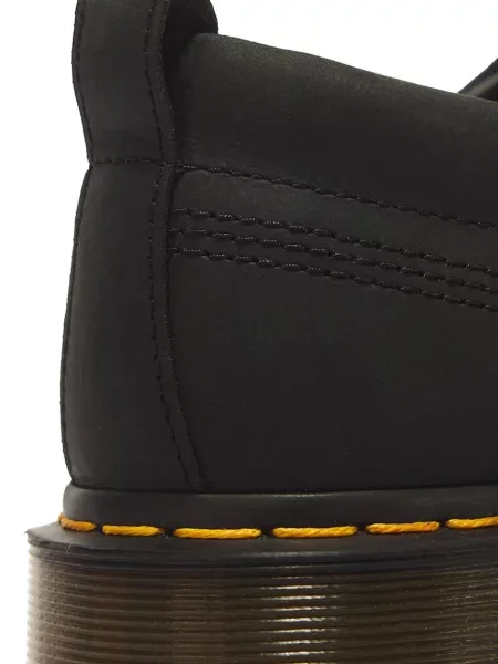 Шкіряні туфлі Dr. Martens