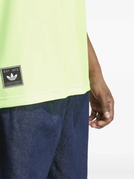 Tricou Adidas alergare din material terry cu imprimeu geometric alb