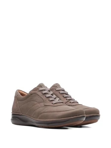 Sneakerși Clarks maro