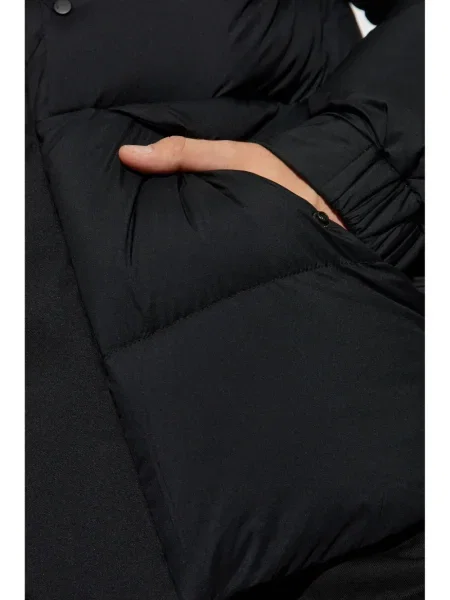 Яке Moncler черно