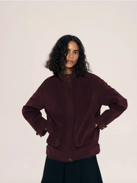 Reserved Geacă cu efect de piele întoarsă bordo