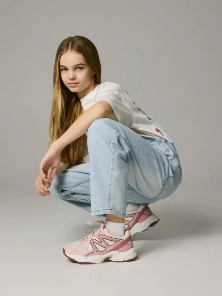 Кроссовки Reserved розовые