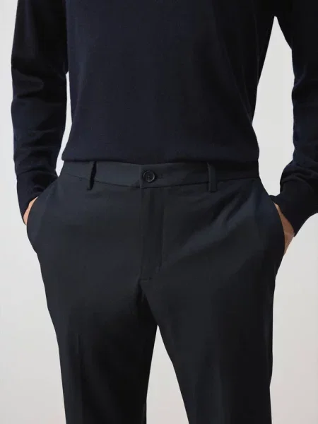Spodnie Bologna cropped slim fit Mężczyzna 40 MANGO MAN granatowy
