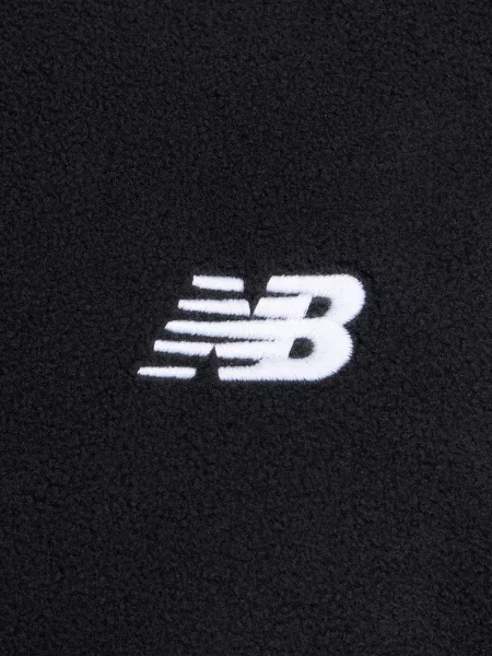 Флисовая куртка New Balance черная