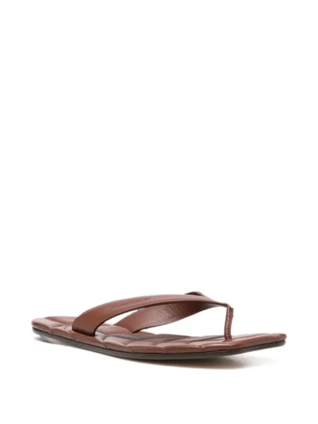 Matlasat papuci Jw Anderson din piele maro