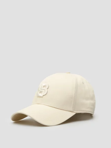 Кепка Boss бежевая