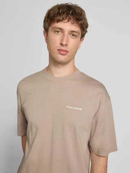 Oversized T-shirt z Wyhaftowane logo Pegador