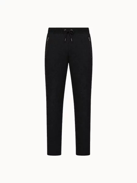 Spodnie dresowe o kroju marchewkowym w kolorze ton w ton Le Coq Sportif Essentie czarne
