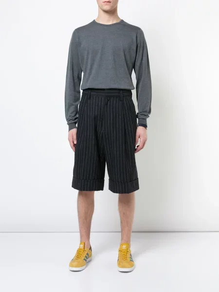 Pulover John Smedley cu decolteu rotund clasic gri
