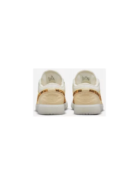 Pantofi Nike maro