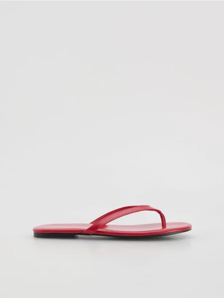 Тапочки Reserved из овчины красные