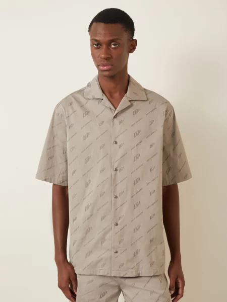 Off-White Resortová Košile Comfort Fit světle hnědá / černošedá bílá