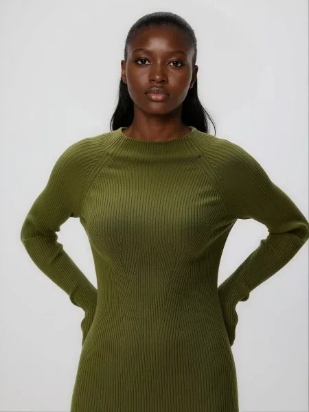 Костюмна сукня Reserved