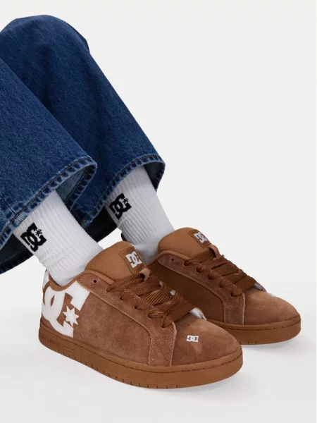 DC Shoes Laisvalaikio batai Šviesiai ruda