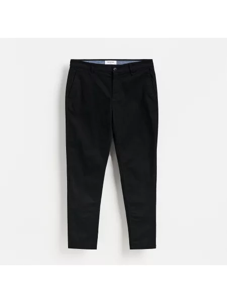 Reserved Kalhoty chino slim fit černý