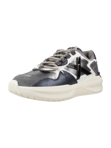 Pantofi Munich gri
