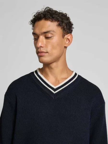Sweter z dzianiny z prążkowanymi wykończeniami model ‘Cobek’ Wood Wood granatowy