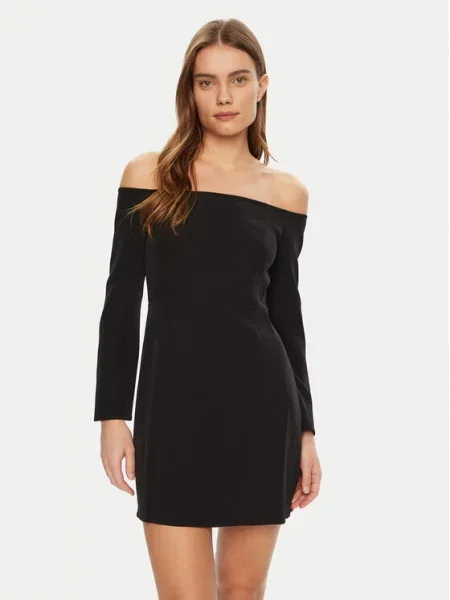Calvin Klein Jeans sukienka mini prosta czarny