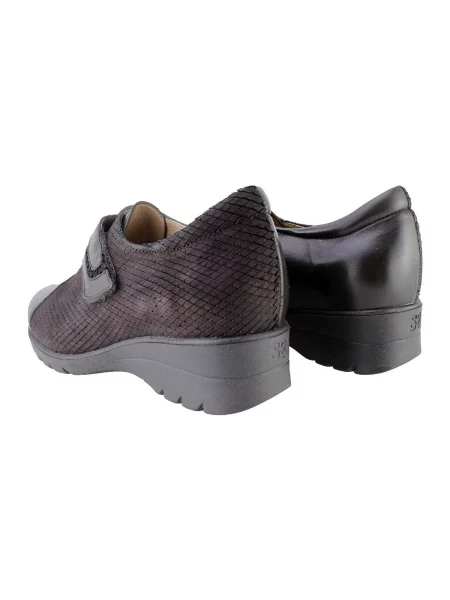 Pantofi Piesanto maro
