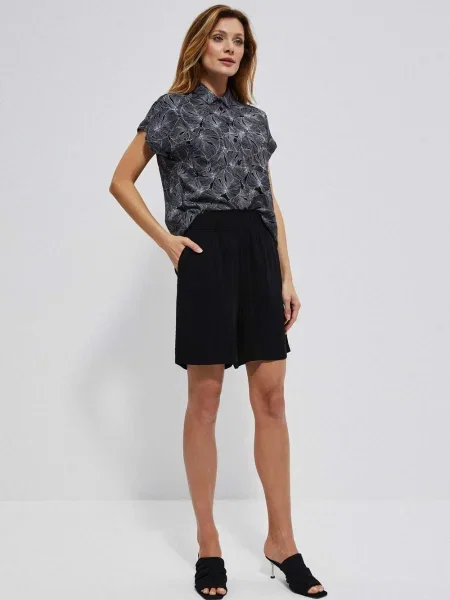 Pantaloni scurți Moodo negru