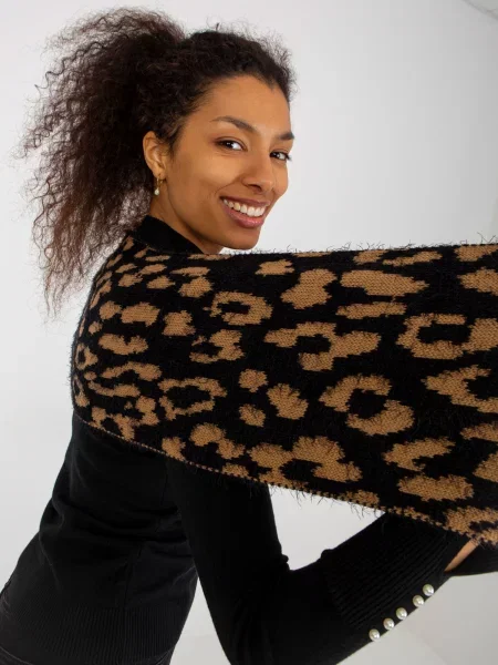 Šal Fashionhunters s životinjskim uzorkom crna