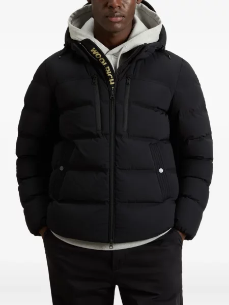 Geacă cu puf Woolrich cu glugă stretch negru