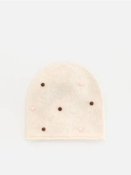 Reserved Čiapka beanie s aplikáciou krémová