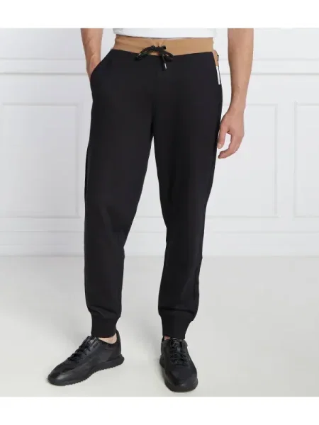 BOSS BLACK Jogger nadrág Levete fekete
