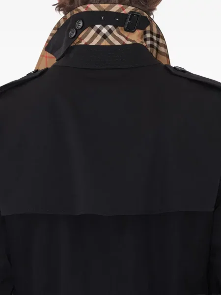 Cu centură trenci Burberry cu două rânduri de nasturi negru