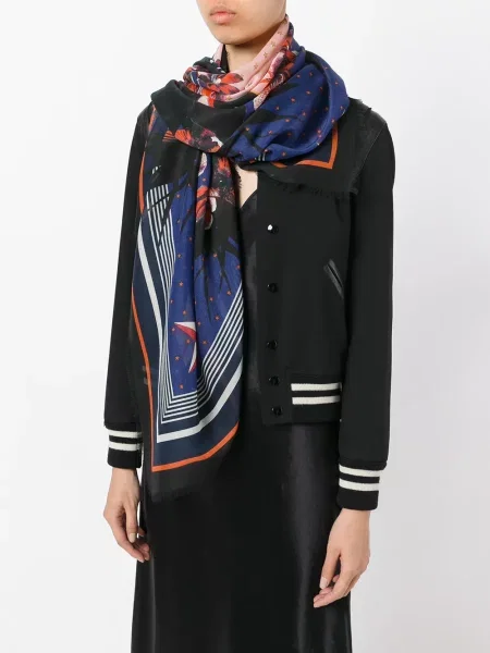 Fular Givenchy cu model floral cu imagine