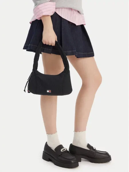 Tommy Jeans Дамска чанта Tjw Casual Shoulder Bag черен