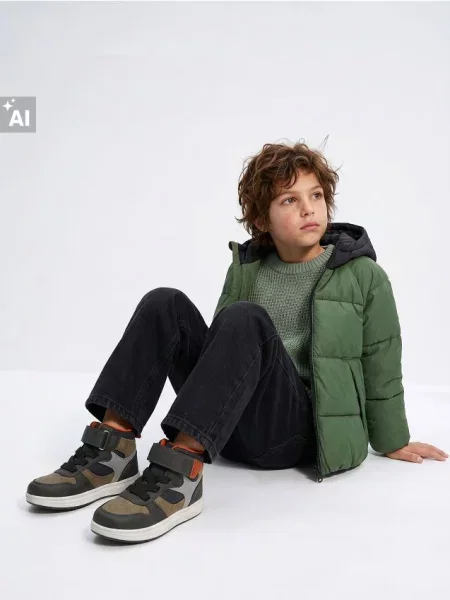 Sinsay Kotníkové tenisky z imitace kůže vícebarevná