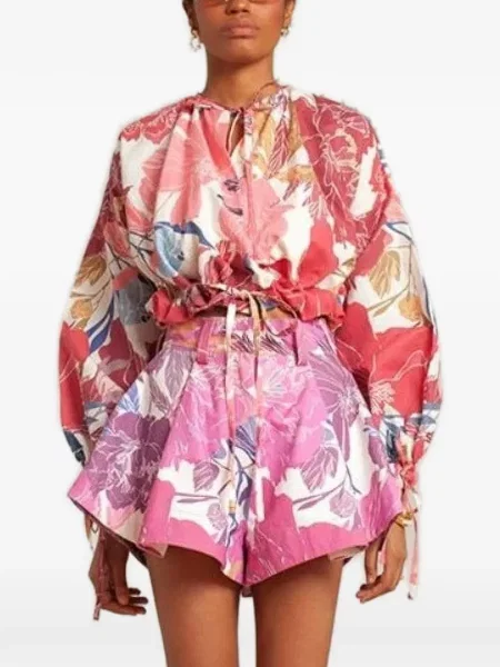 Top Isla & White cu model floral cu imagine alb