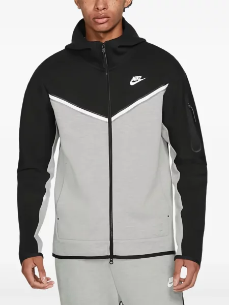 Fleecová mikina s kapucí Nike černá