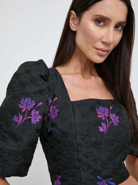 Custommade felső Saia fekete