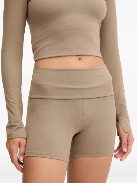 Pantaloni scurți Casall maro