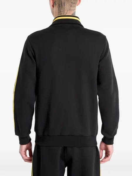 Dlouhé běžecké boty Adidas Terrex s krátkými rukávy s výstřihem do v černé