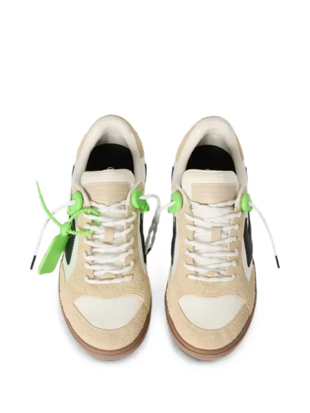 Sneakerși Off-white din piele de căprioară alb