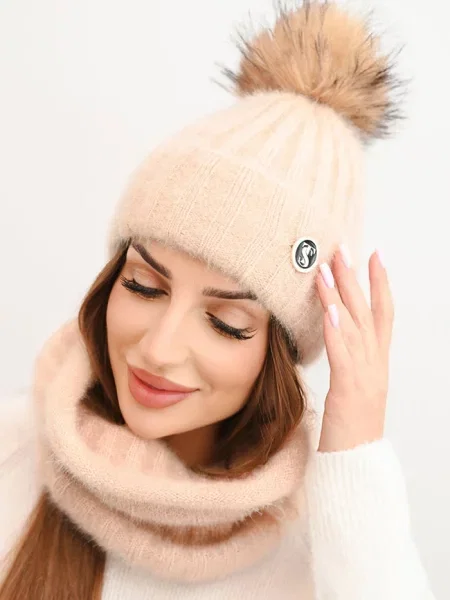 Șapcă Polski cu glugă cu legături alb