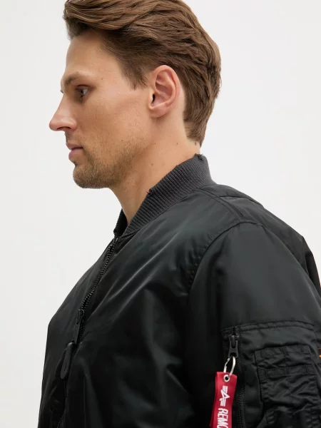 Alpha Industries bomber dzseki Distressed fekete