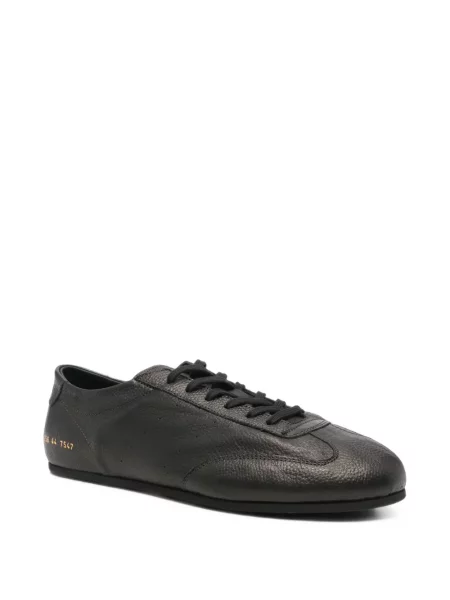 Sneakerși Common Projects din piele maro